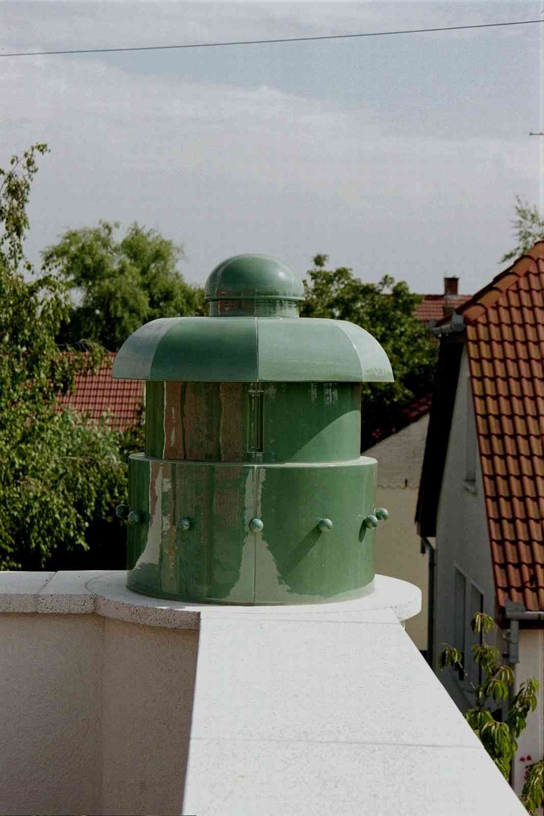 Közeli kupola